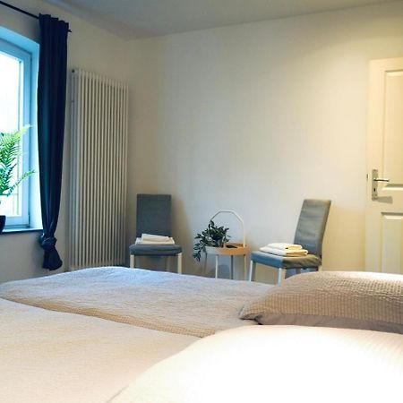 Haus Im Gruenen Fuer 6 Personen-3 Schlafzimmer- 3 Baedern -Waschmaschine-Grosse Terrasse- Vollausgestattete Kueche Wolfsburg Bagian luar foto