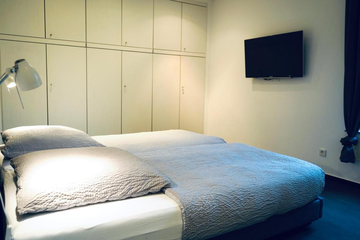 Haus Im Gruenen Fuer 6 Personen-3 Schlafzimmer- 3 Baedern -Waschmaschine-Grosse Terrasse- Vollausgestattete Kueche Wolfsburg Bagian luar foto